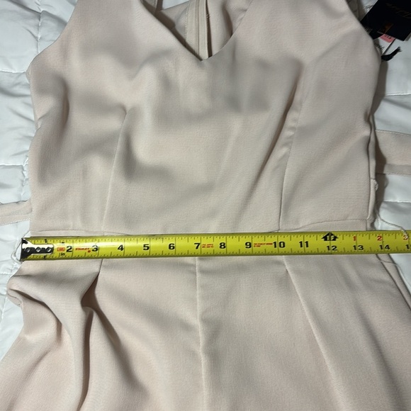 Takara Off White Wide-Leg Jumpsuit Size 5 - Picture 8 of 15